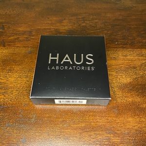 Haus Laboratories Eye Shadow Pallete